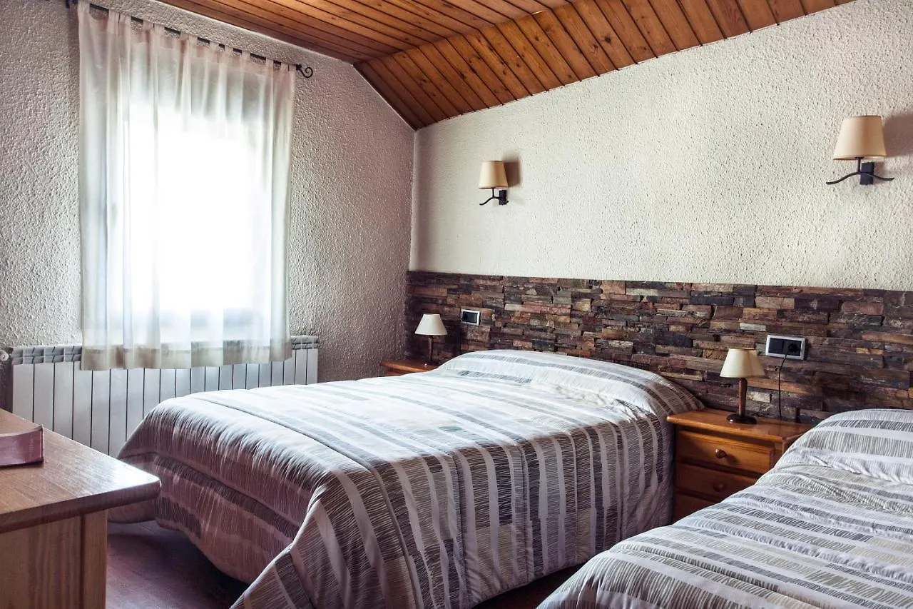 Guest house Hostal La Placa Erill la Vall