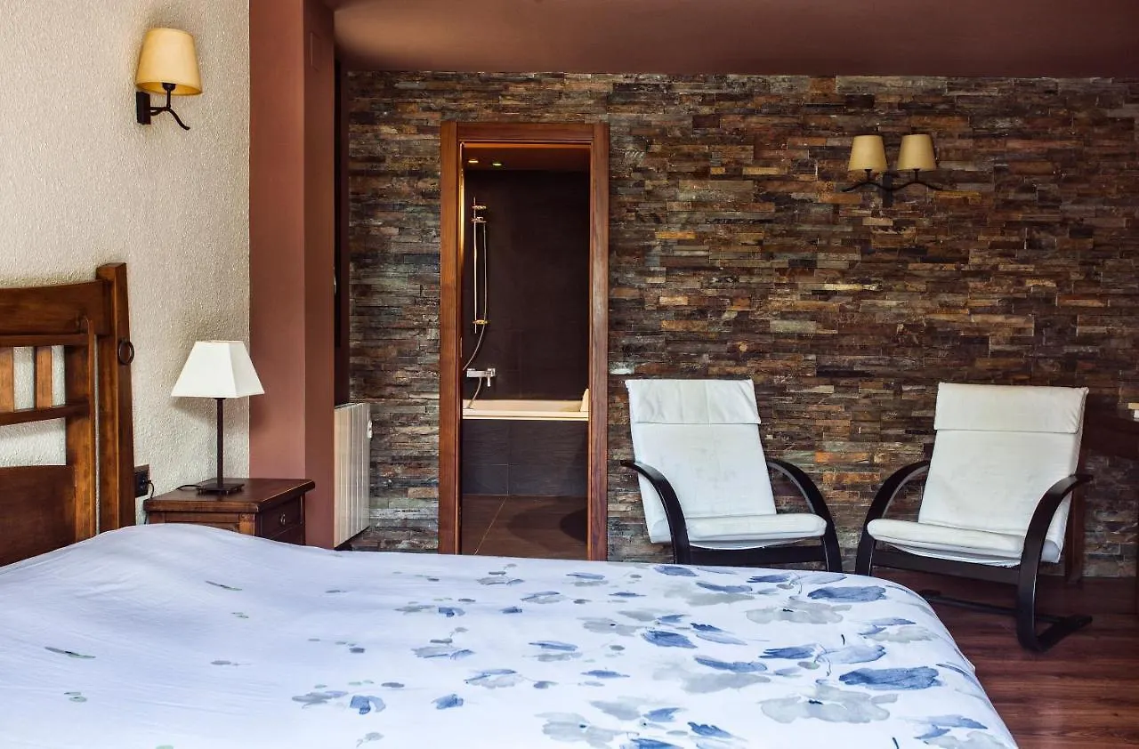 Guest house Hostal La Placa Erill la Vall